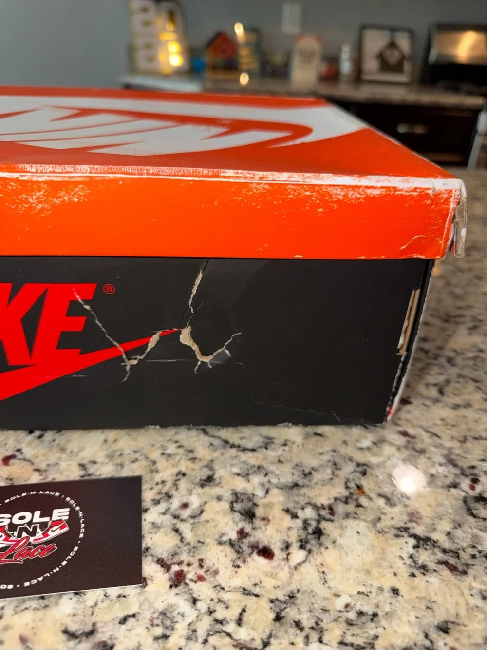 Size 12 Jordan 1 Retro High Chicago Lost & Found SKU DZ5485-612 DS Damaged Box